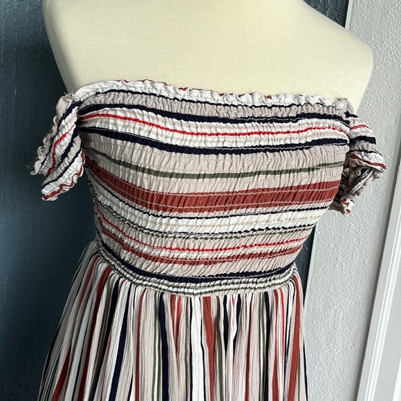 CHARLOTTE RUSSE Off The Shoulder Dress M - Picture 2 of 3